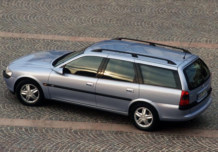  Opel Vectra CD Caravan (B) 1995 года  (фото 11 из 12)